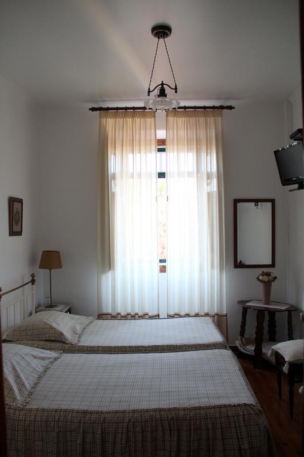 Villa A Tejada Ortiga Esterno foto